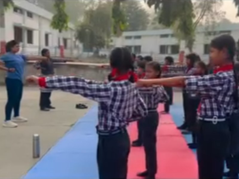 शिक्षा सहायता — Educate 50 Children